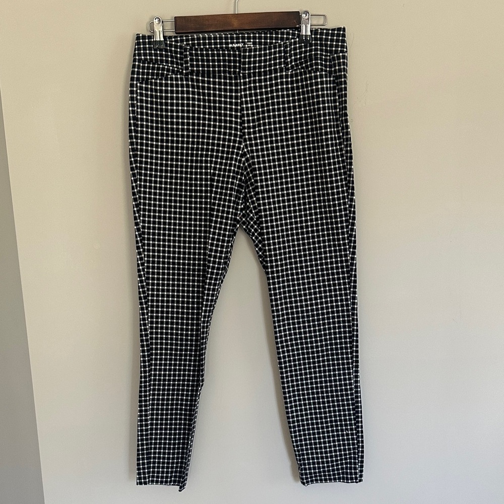 Black and White Checked Slim Pants